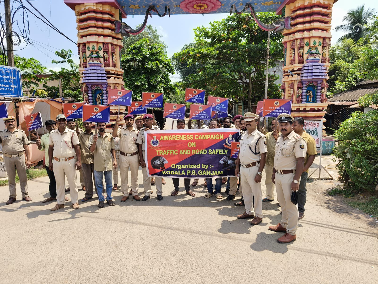 Zero Fatality Week: Ganjam Police Intensify Road Safety Drive at Kabisuryanagar, Kodala